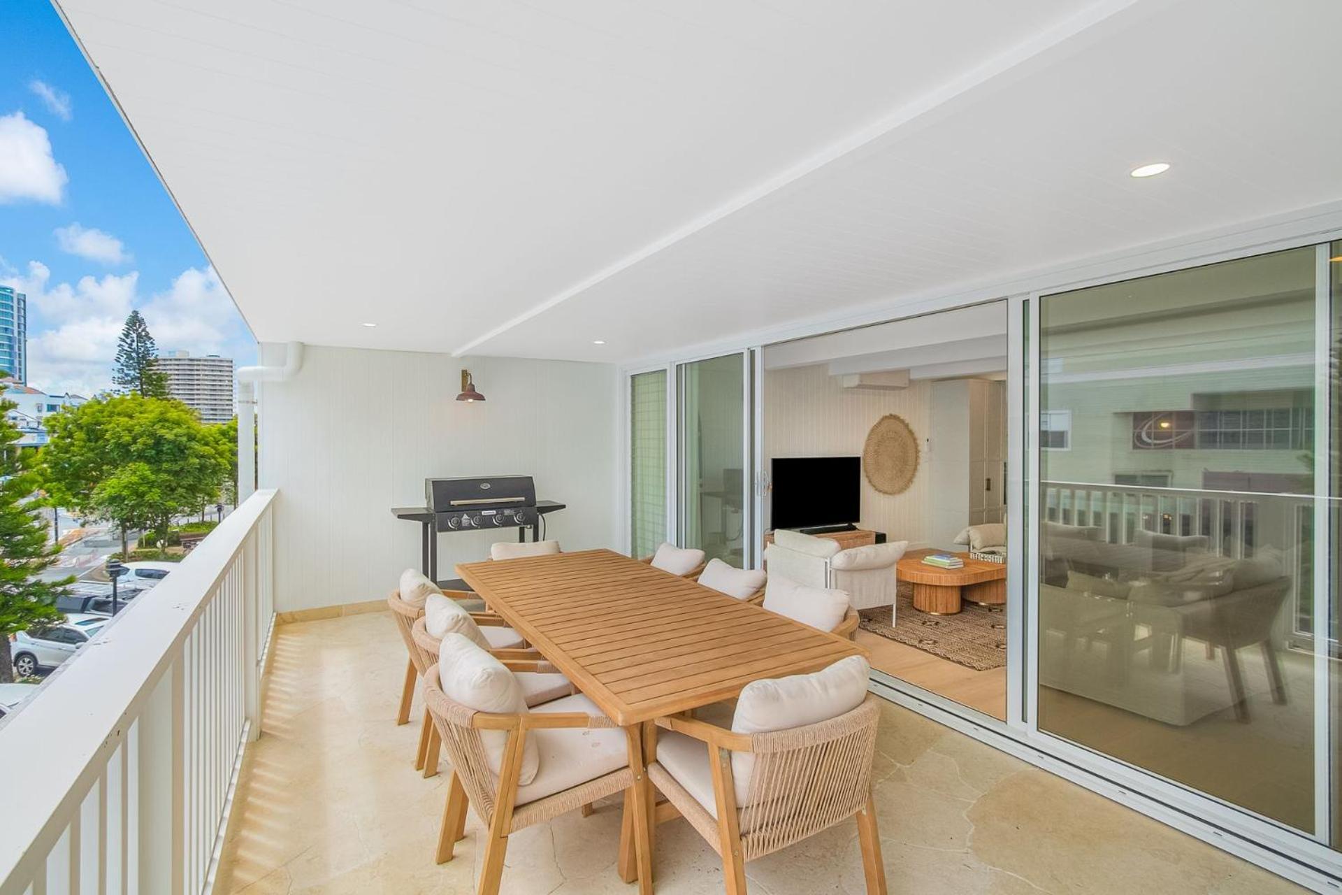Joy 3 Gold Coast